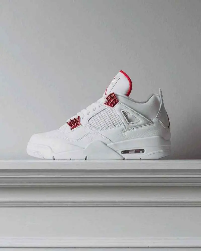 air jordan 4 metallic red - Image 5
