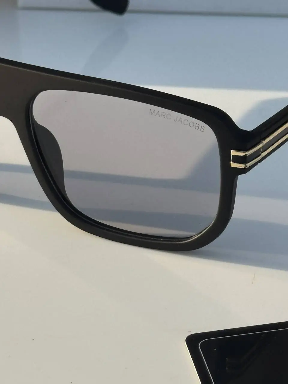 Marc jacobs 1018 black plano - Image 2
