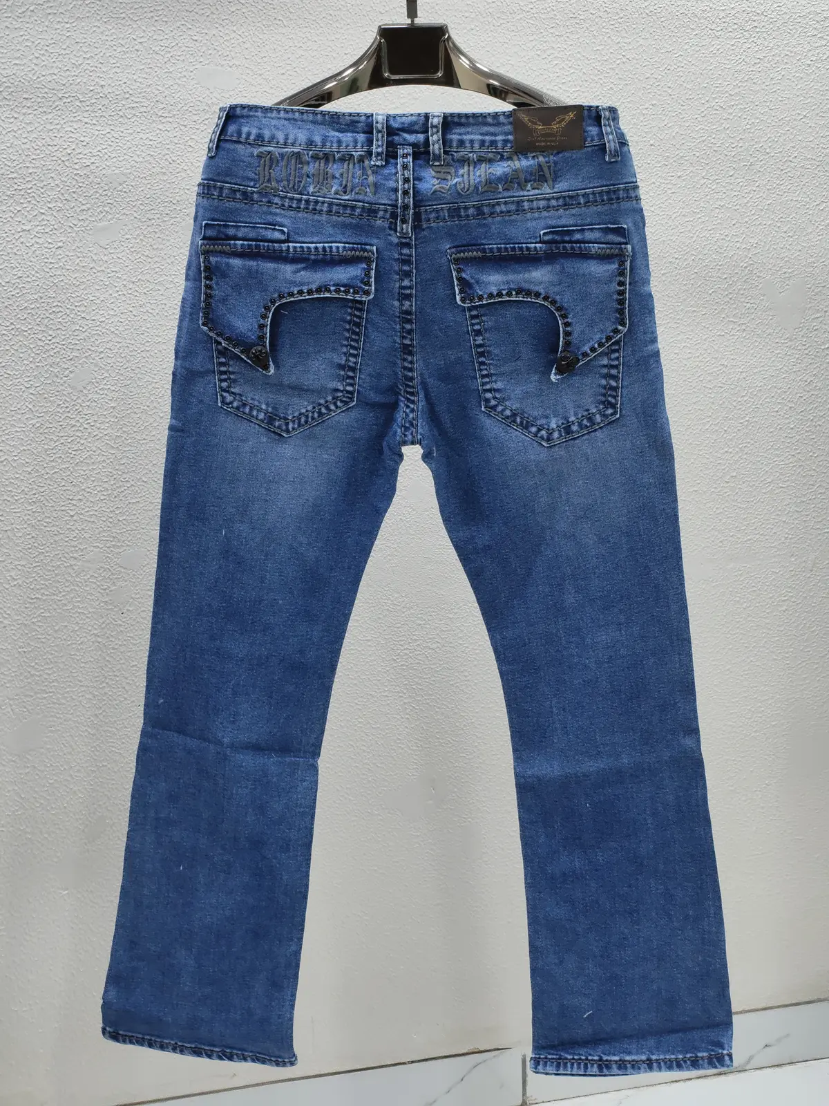 TRUE RELIGION IMPORTED STORE ARTICLE JEANS