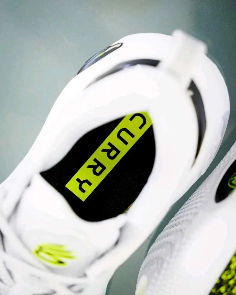 Under Armorr Curry 12 Gravity - Image 8