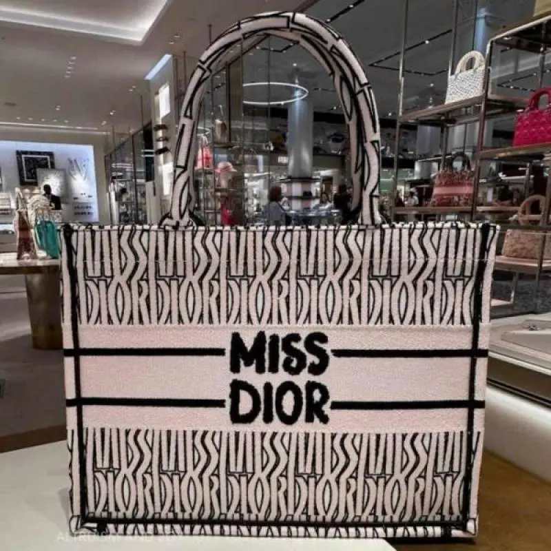 Miss Dioor Book Large Tote With OG Box & Dust Bag & Scarf (L Pink - 1033) - Image 4