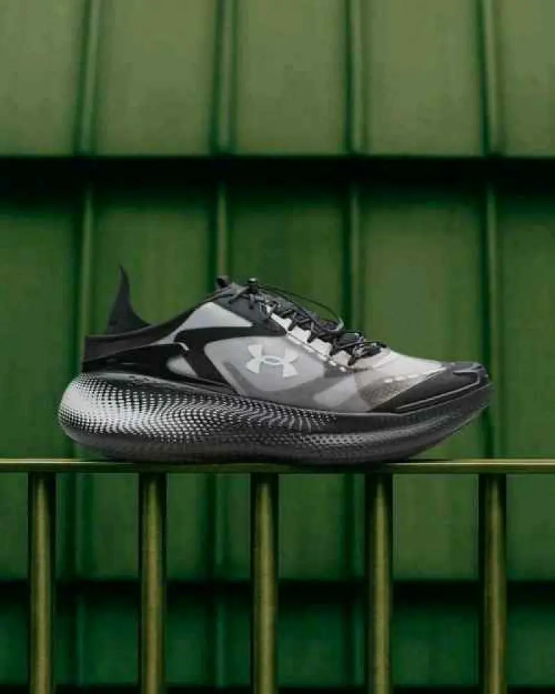 Underr Armour UA Echo SlipSpeed Black White - Image 4