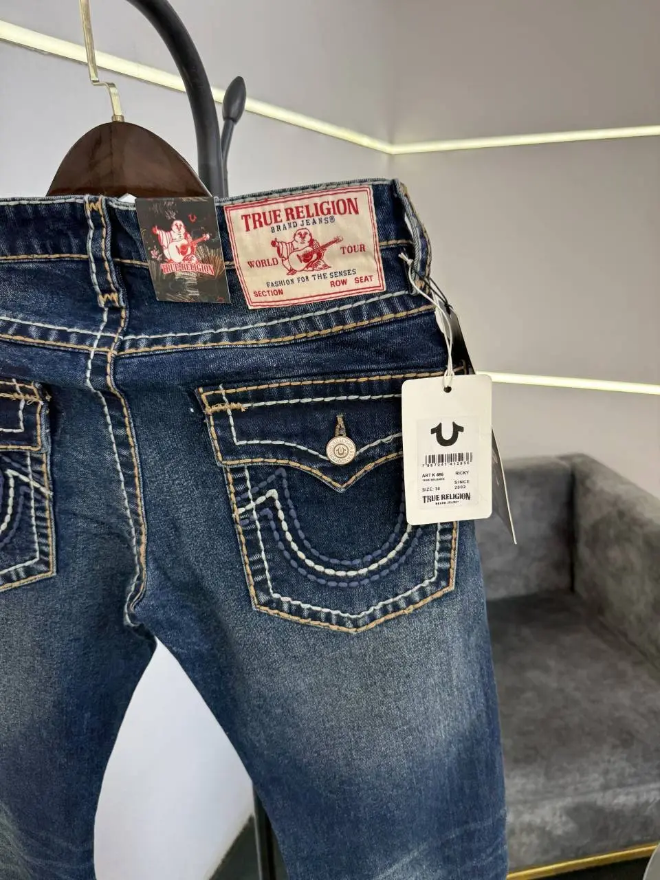 True religion boot cut heavy quality imported denim dark blue - Image 4