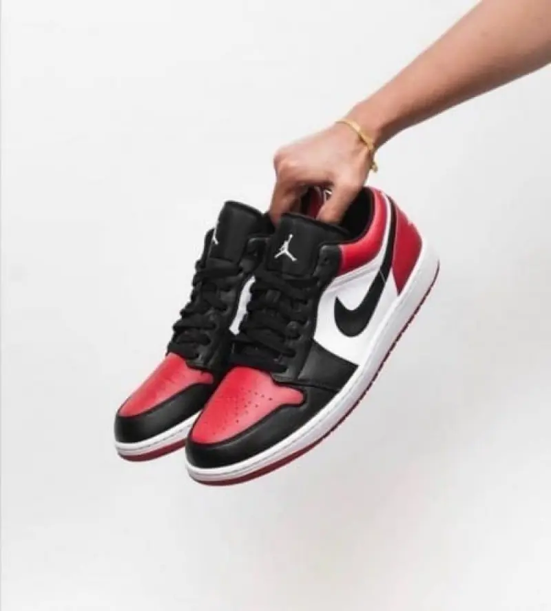 Air Jordan 1 Low Bred Toe Semi Ua