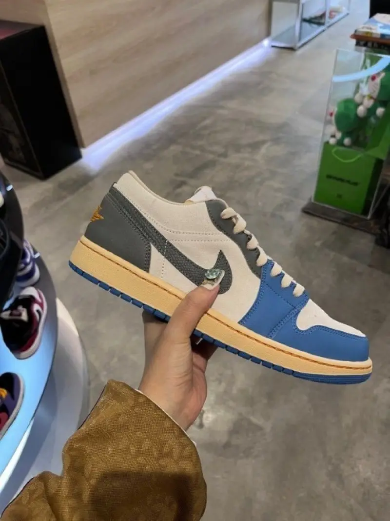 Air Jordan 1 Low Tokyo Vintage UNC Grey Semi UA - Image 2