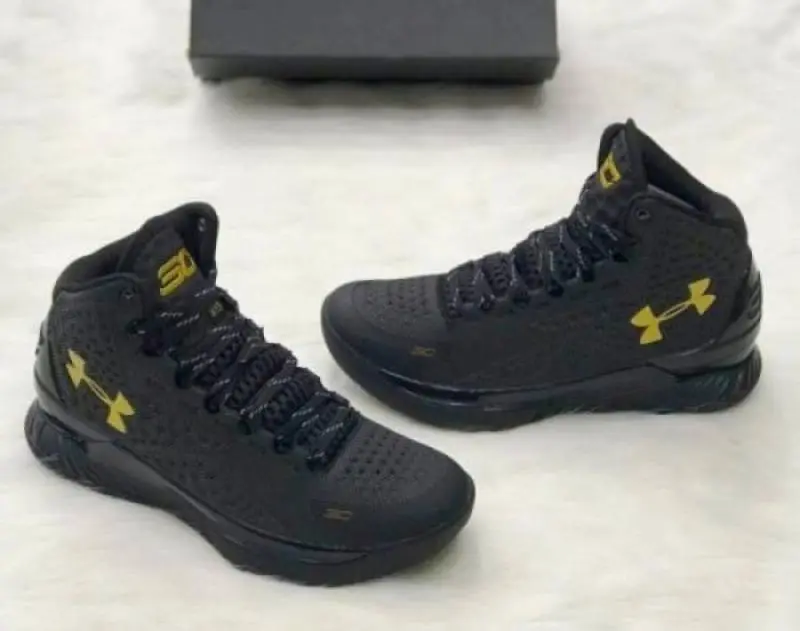 Under Armorr curry 1 black all out 537 - Image 3