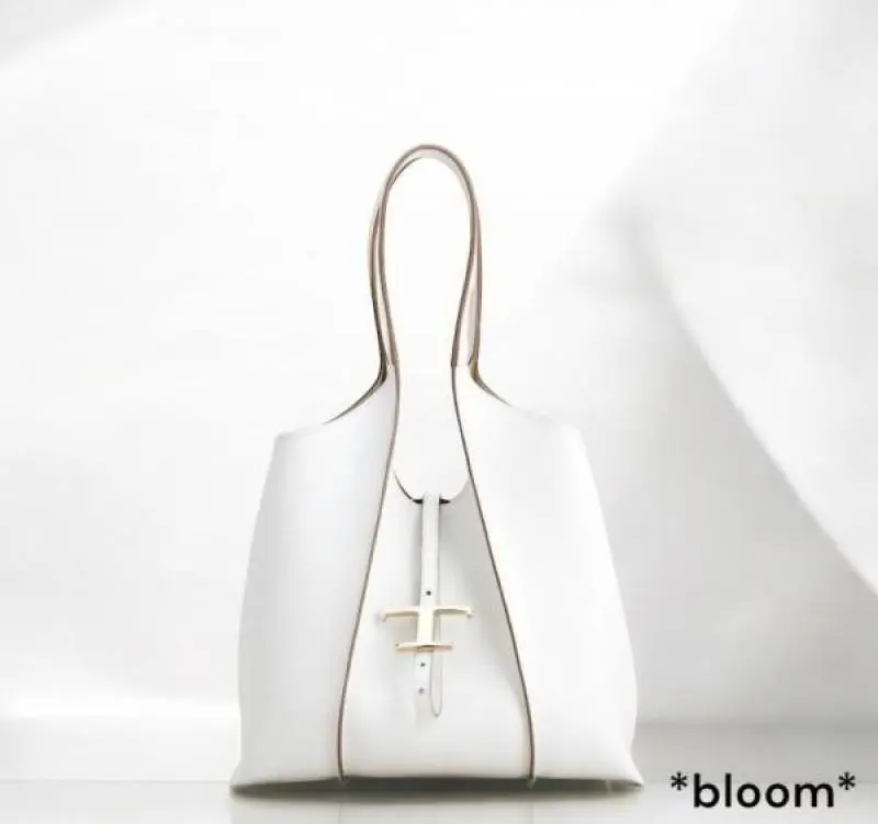 Todds T Timeless Premium Quality Leather Bag With Extra Pouch & OG Magnetic Box With Dust Bag (White - 445) - Image 9
