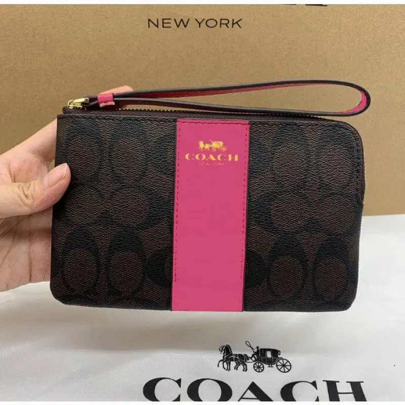 Coach W3 Corner Zip Wristlet Signature With OriginalBox DustCover