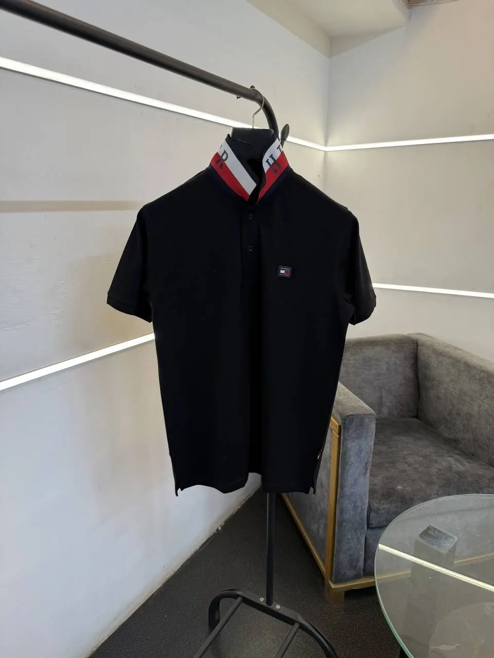 Tommy hilfigar steel logo matty cotton imported polo tshirt with brand collar black sale