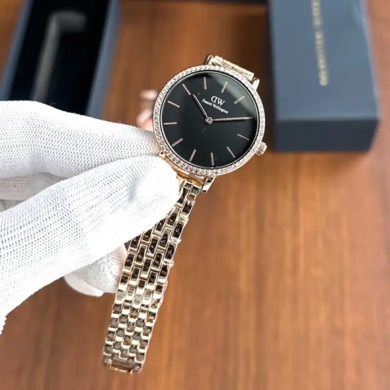 daniel wellington Rosegold Black - Image 4