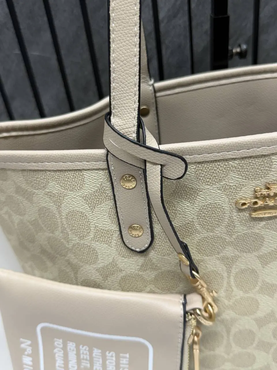 Coach CB 02 Milk Tea Reversible City Tote With Wallet CarryBag & Original DustCover - Image 4