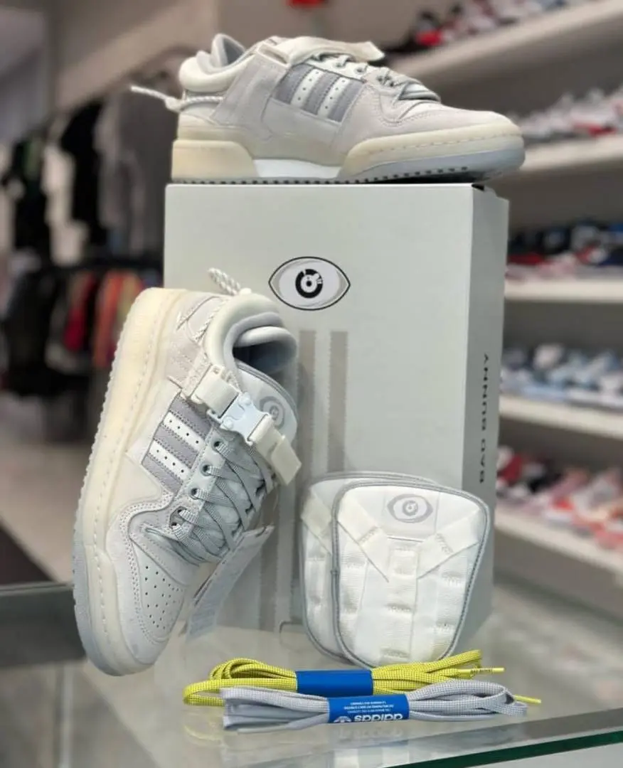 Adidas bad bunny cloud white - Image 2