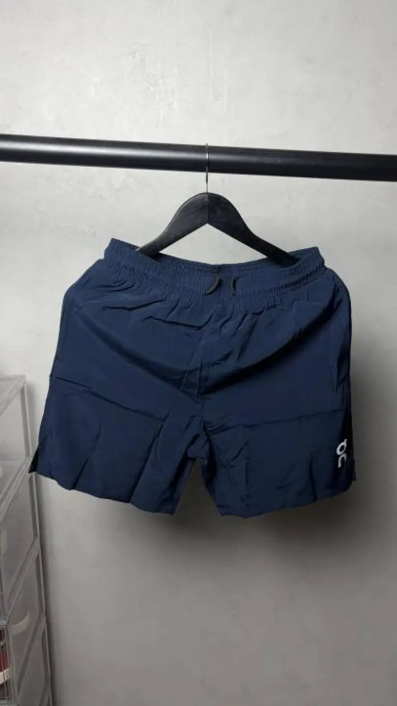 On Cloud Premium Running Shorts 2967 - Image 2