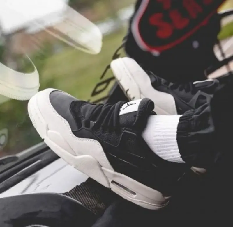 Nike Air Jordan 4 RM Light Bone 1822 - Image 3