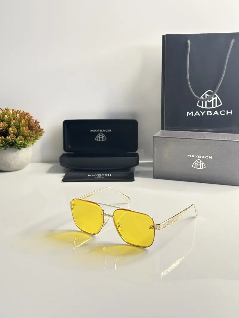 Maybach Z61 Gold Yellow