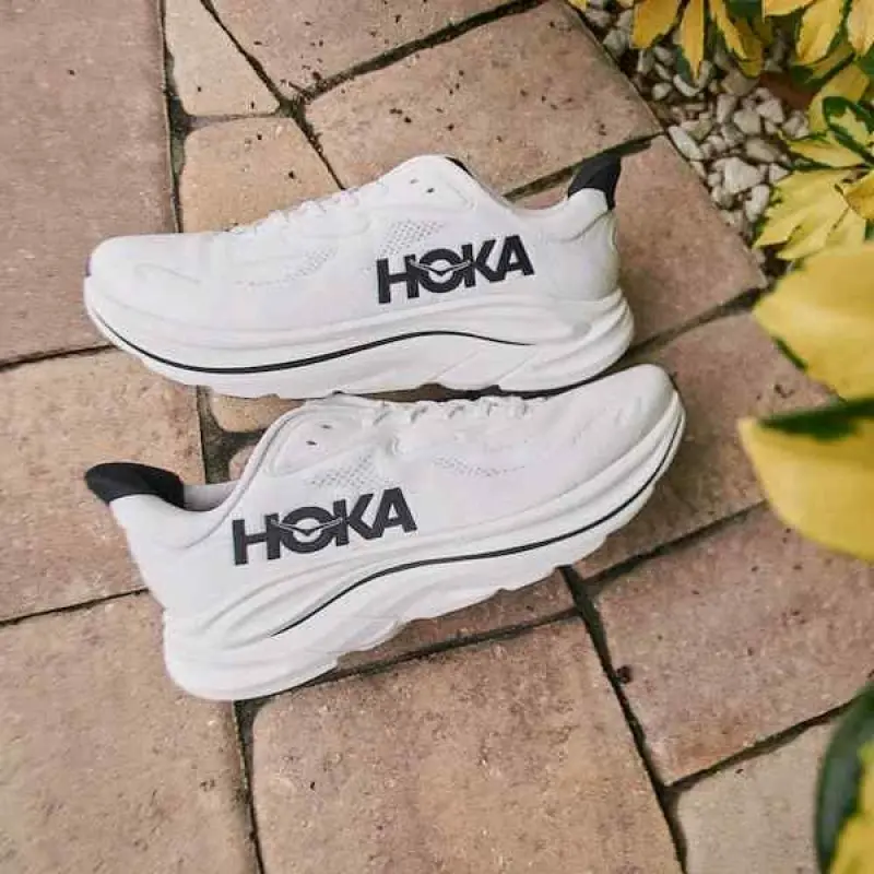 Hoka Clifton 10 White Black 2485 - Image 2