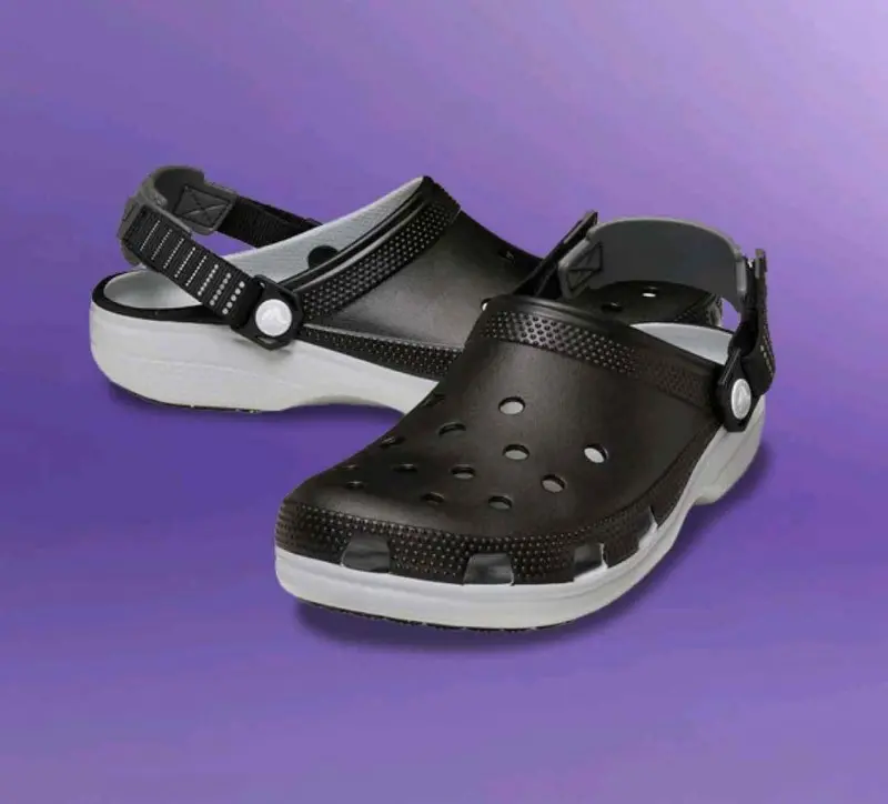 Crocs CLASSIC TURBO - Mules - black - Image 4