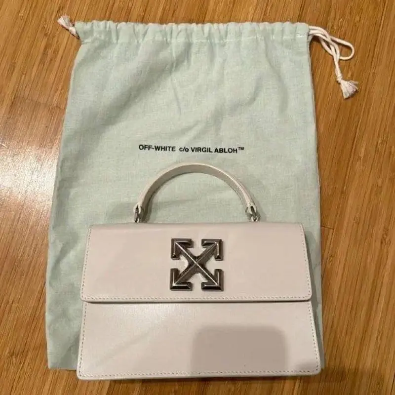Of White X White Shoulder Bag With Original MagnetBox - Image 5