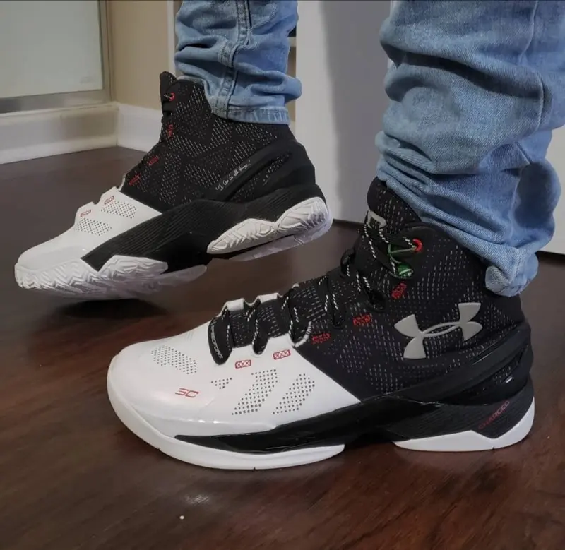 Under Armor Curry 2 Suit Tie - Image 4