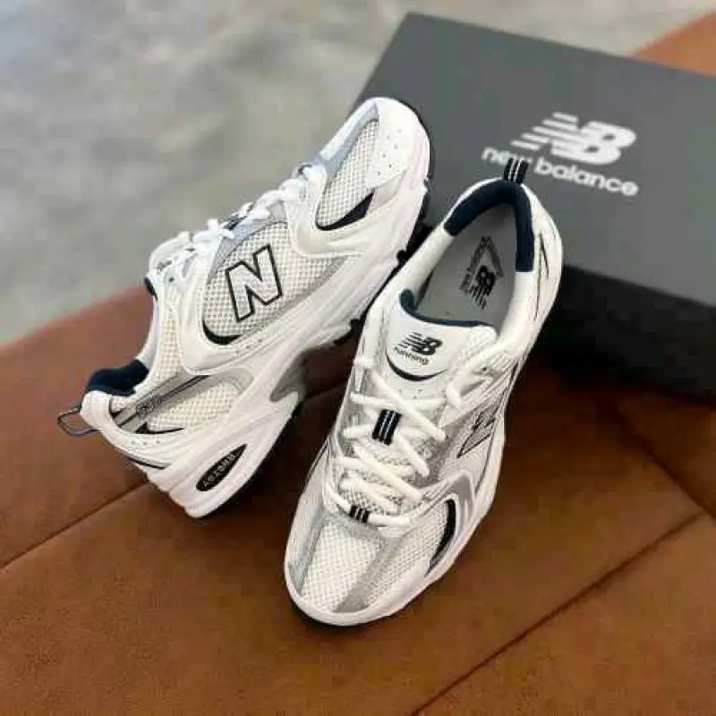 New balencee 530 White Navy Womens 603 - Image 4