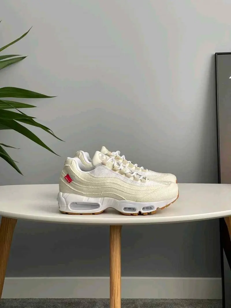 Nike AirMax 95 OG Light Orewood Brown - Image 3