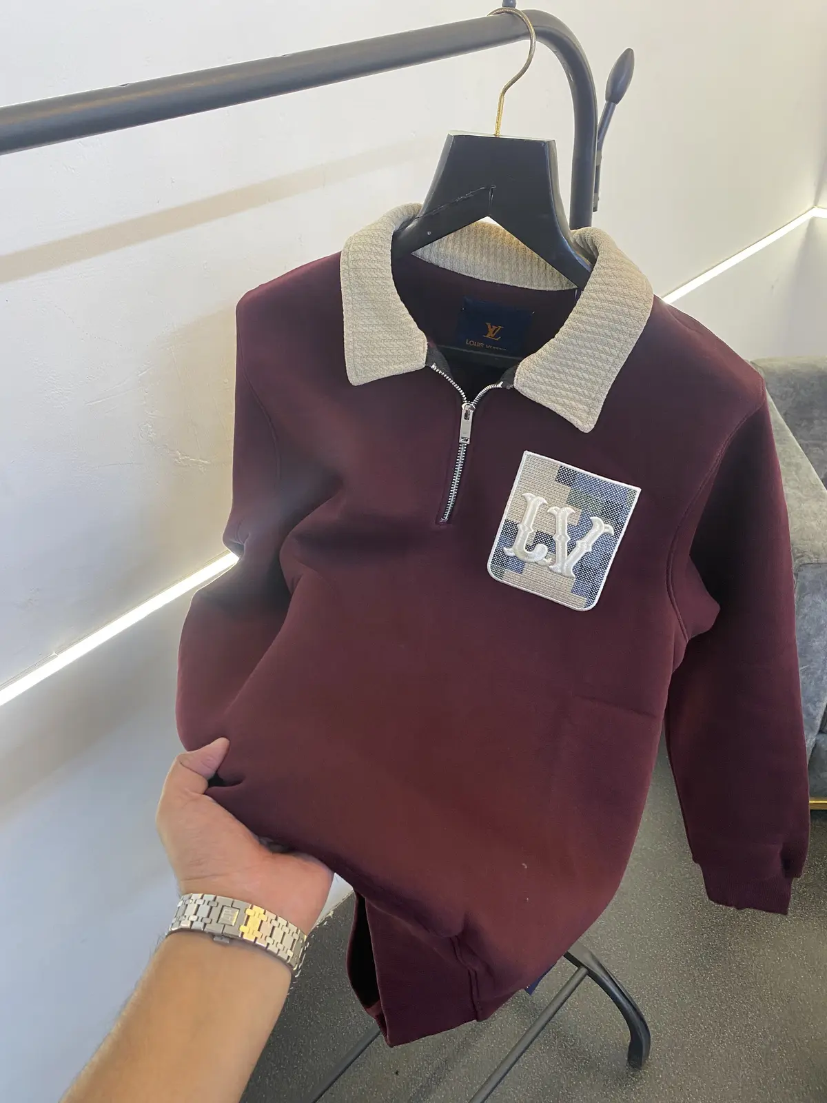 Louis Vuitton heavy gsm H zip cotton fleece imported sweatshirt wine - Image 2