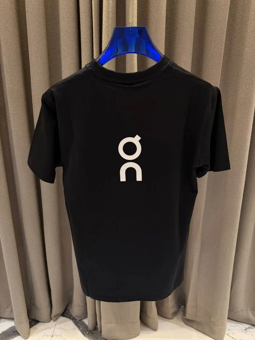 On Cloud Round Neck T-shirt Black - Image 2