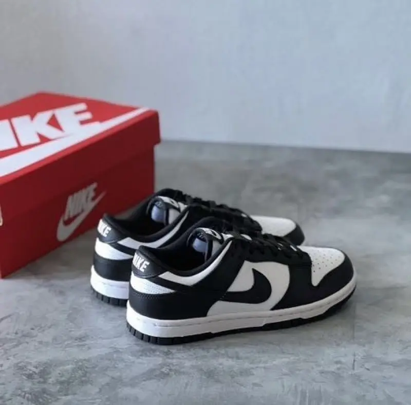 Nike Sb Dunk Low panda Black white - Image 4