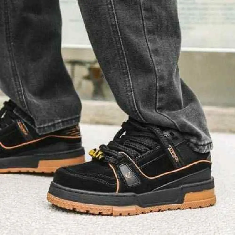 Louis Vuittonn Trainer Maxi Black Gum - Image 2