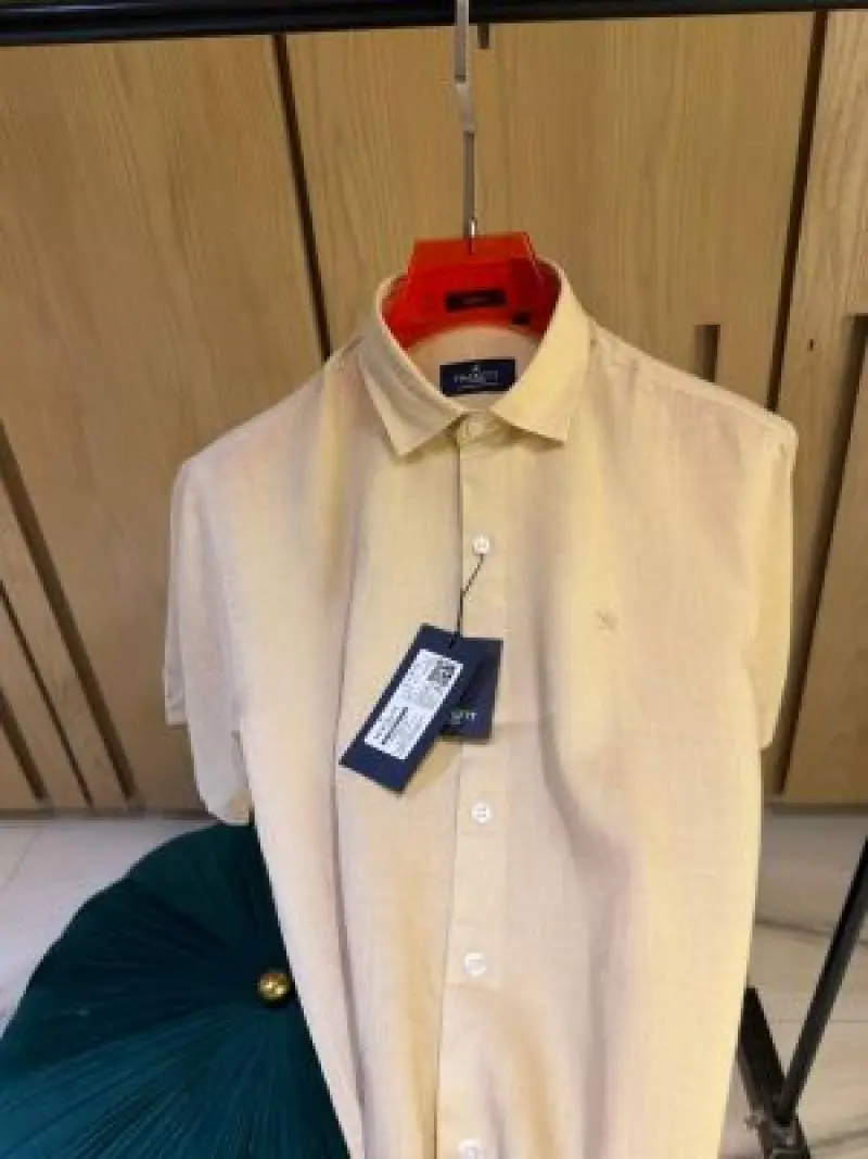 HACKET- IMPORTED STORE ARTICLE SHIRT BEIGE COLOURx - Image 2