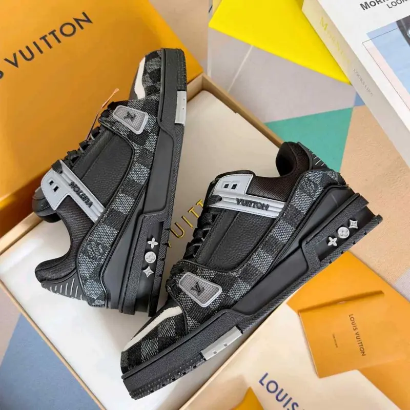 Louis Vuitton Trainer Black Grey - Image 2