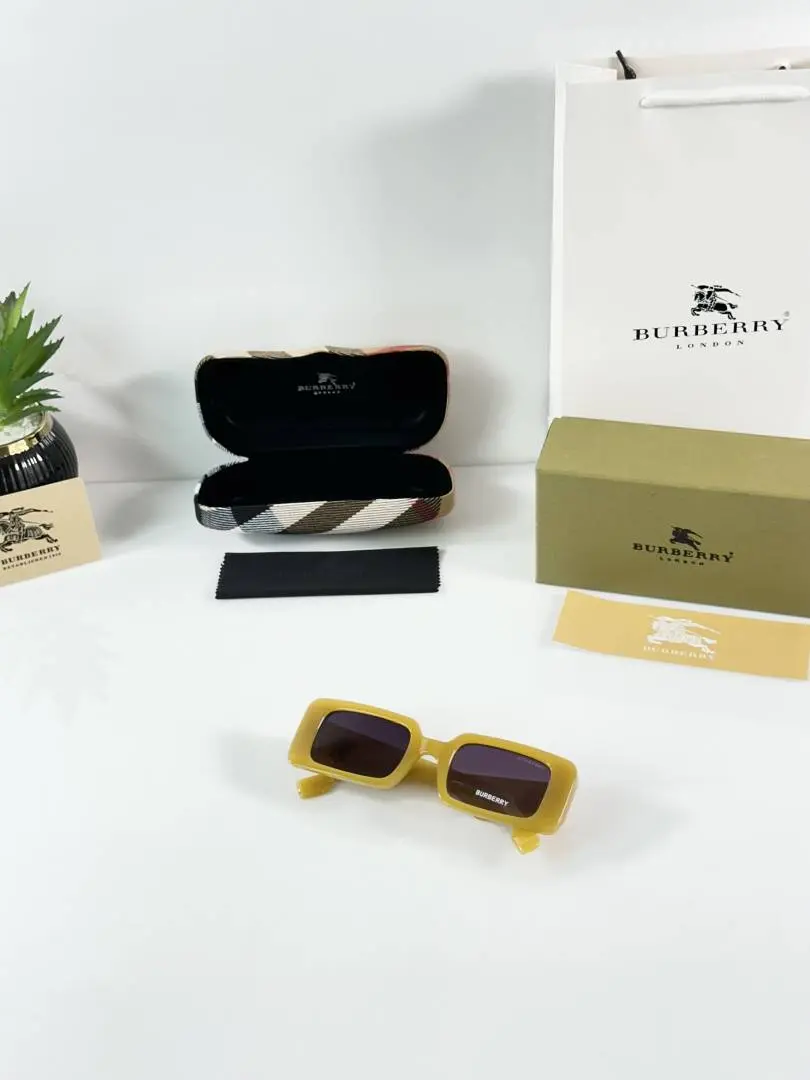 Burberry WMNS 11089 Yellow Black DC - Image 2