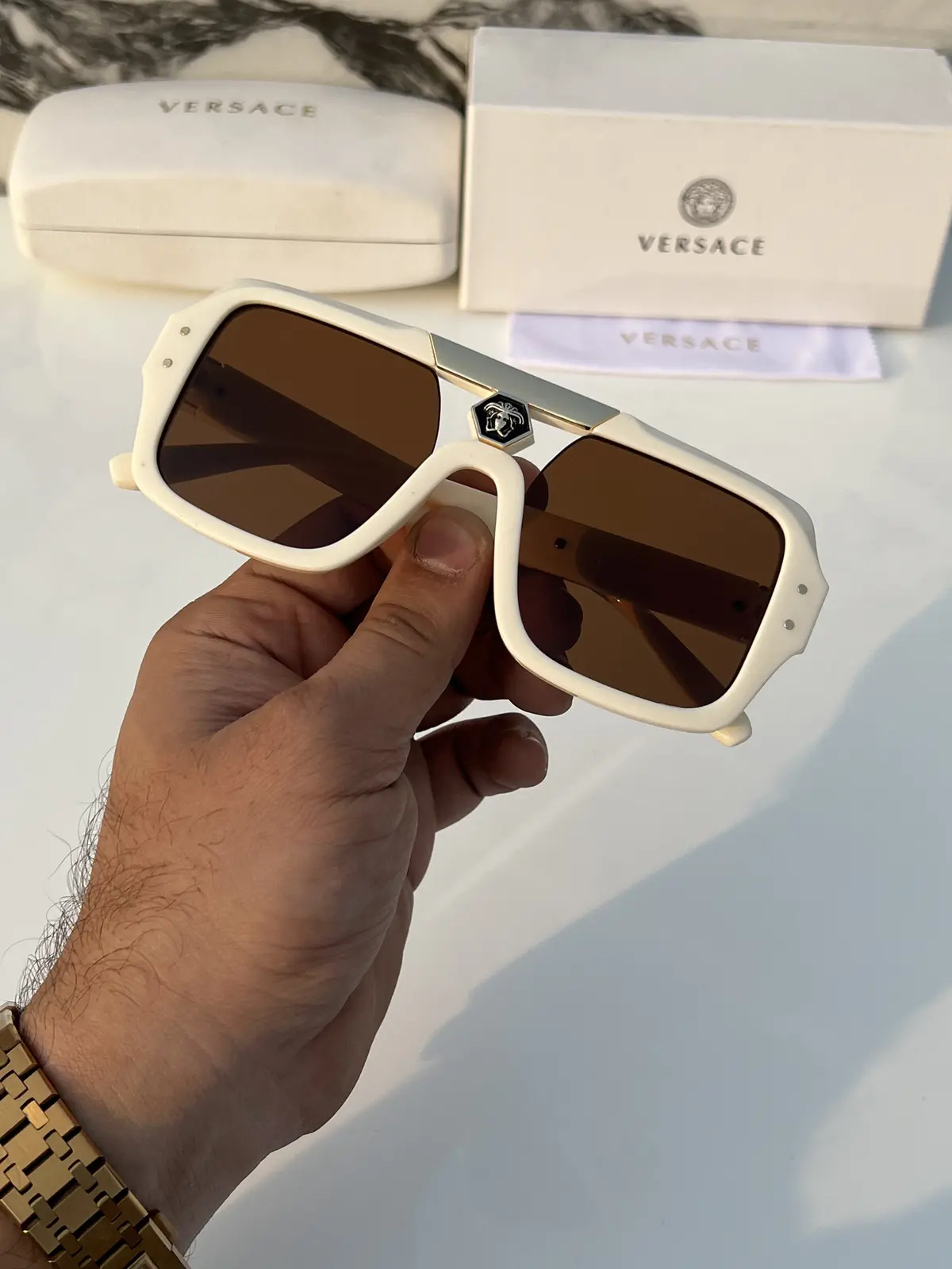 Versace 215 cream brown - Image 4