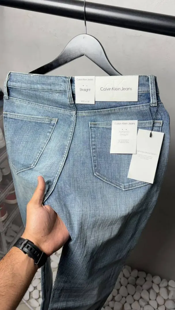 Calvin Klein Premium Straight Fit Denim Jeans 2827 - Image 4