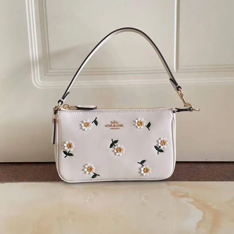 Coach Nolita 19 Daisy With OriginalBox PearlChain SmallShoulderChain BoxPacking