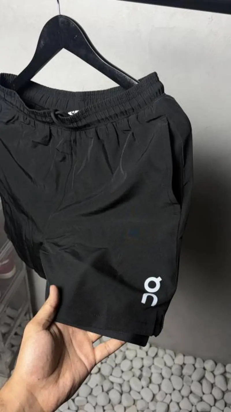 On Cloud Premium Running Shorts 2689 - Image 4