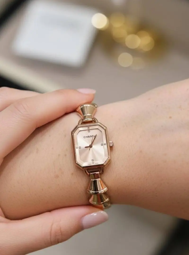 Chanel WATCH 159 - Image 2