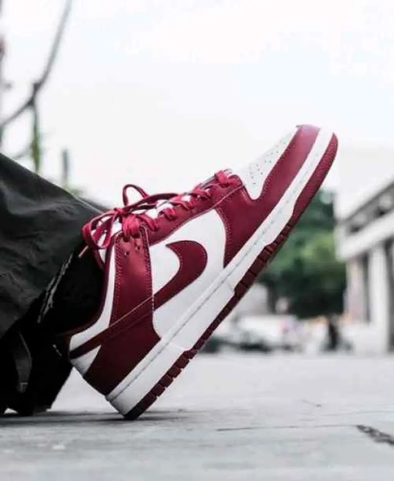 Nike Sb Dunk Low Team Red - Image 3