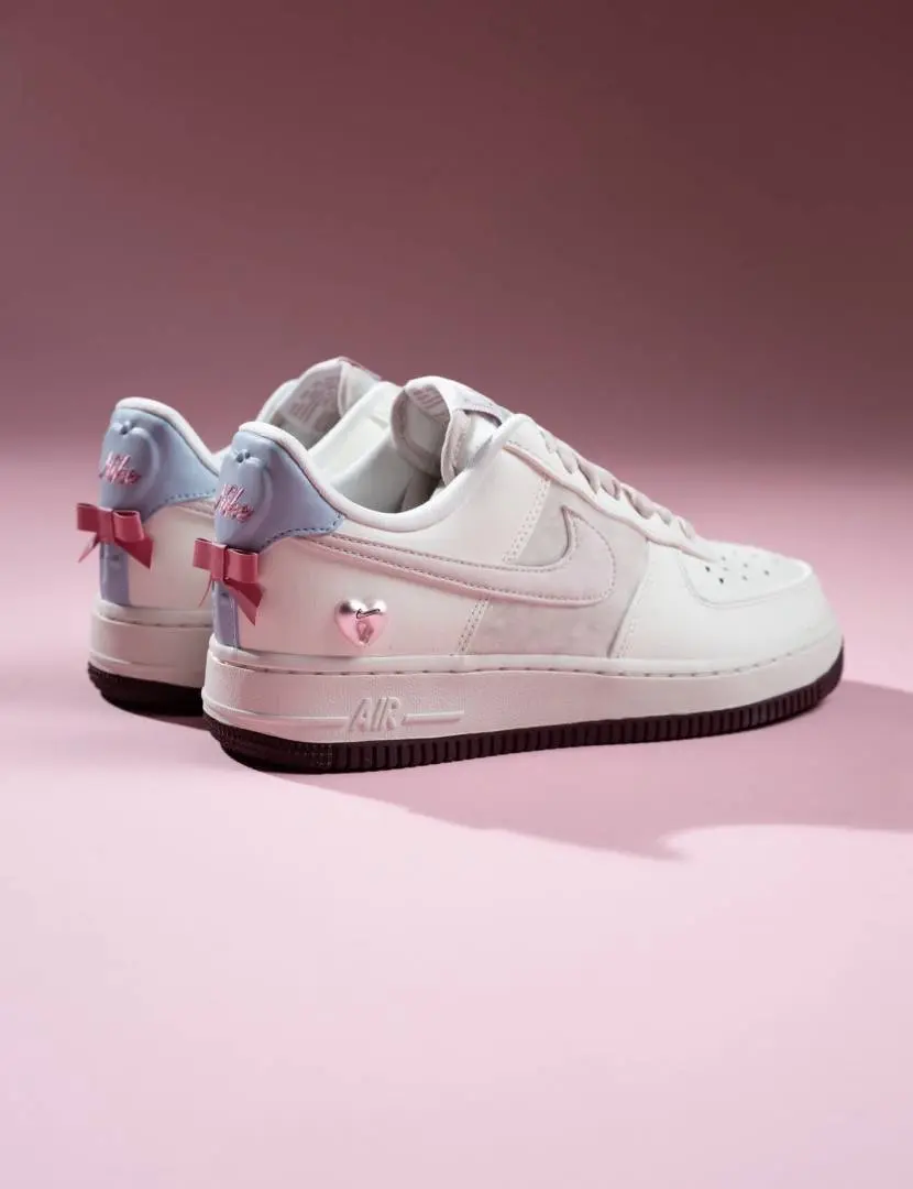 Nike Air Force 1 Low Valentines Day (2026) - Image 7