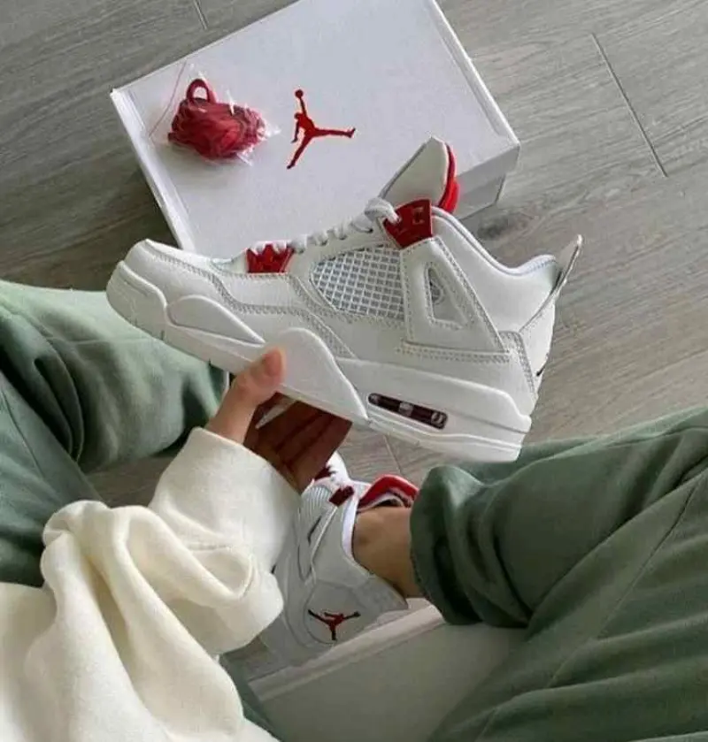 air jordan 4 metallic red - Image 4