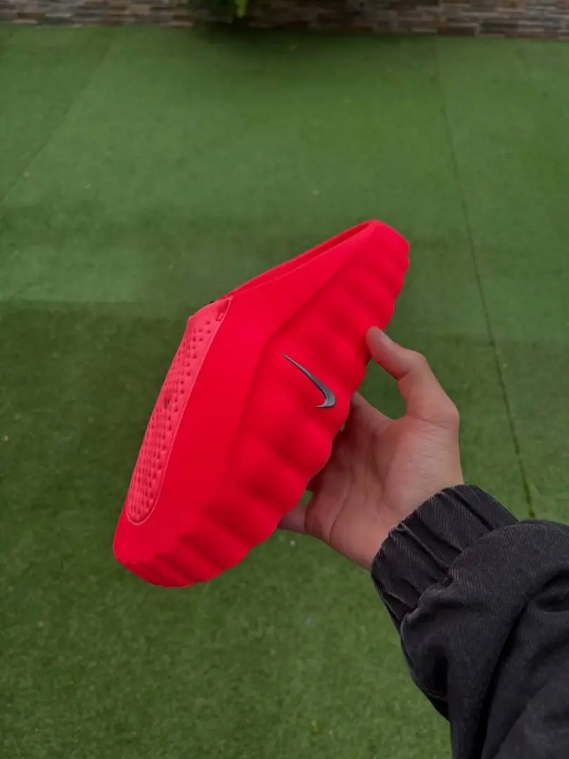Nike Mind 001 Mules In Solar Red - Image 4