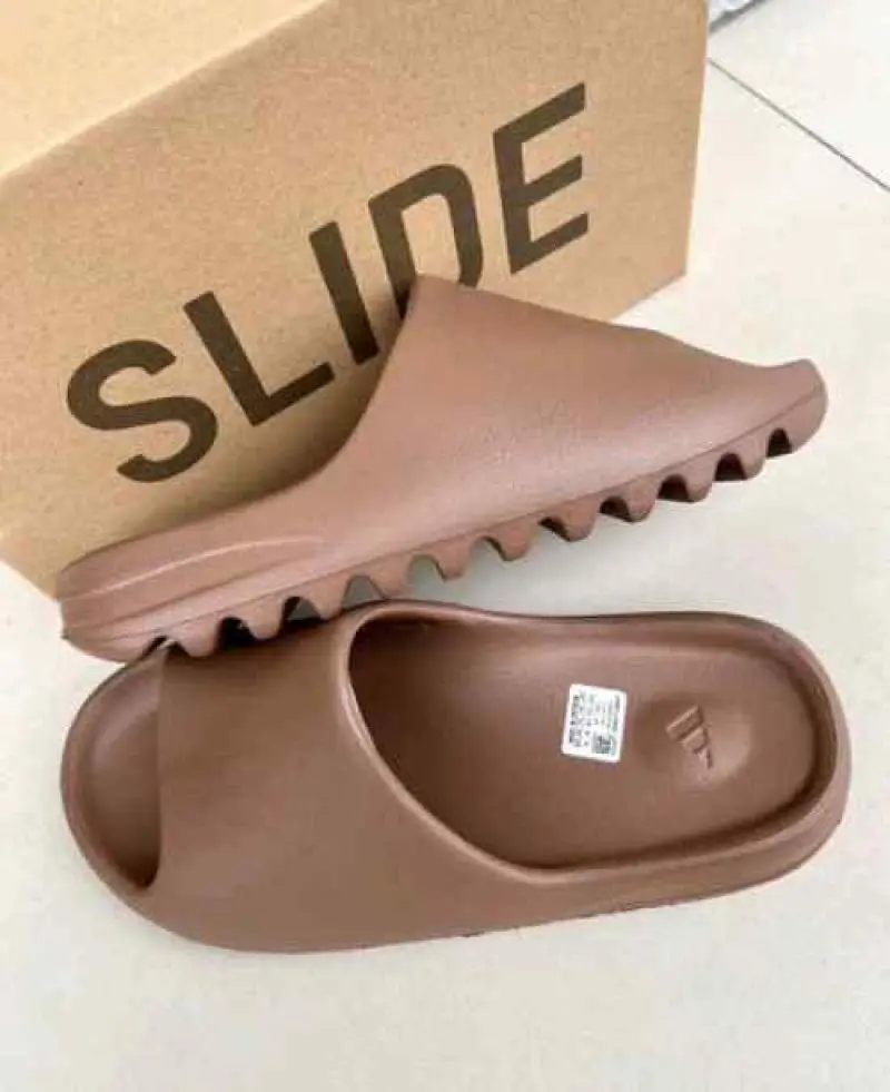 Adidas Yeezy Slide Flax UA - Image 2