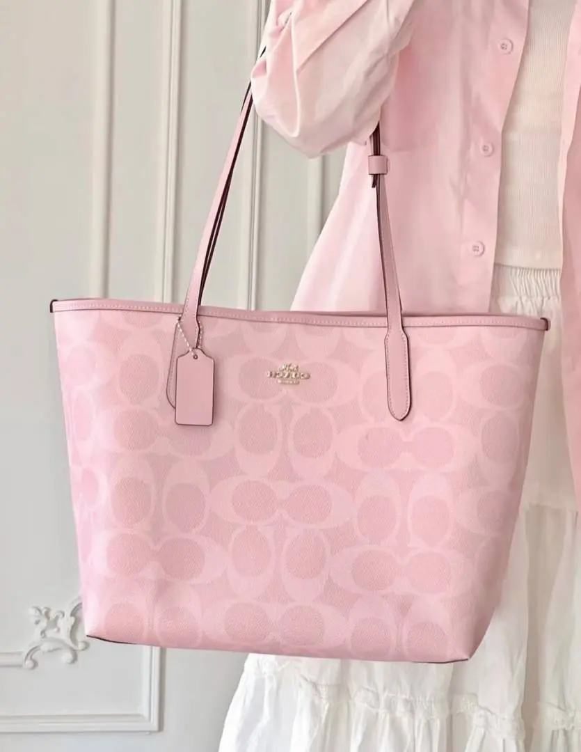 Coach City Tote Pink Edition With OriginalBox - Image 6
