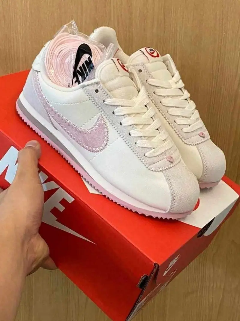 Nike cortez valentine s day - Image 10