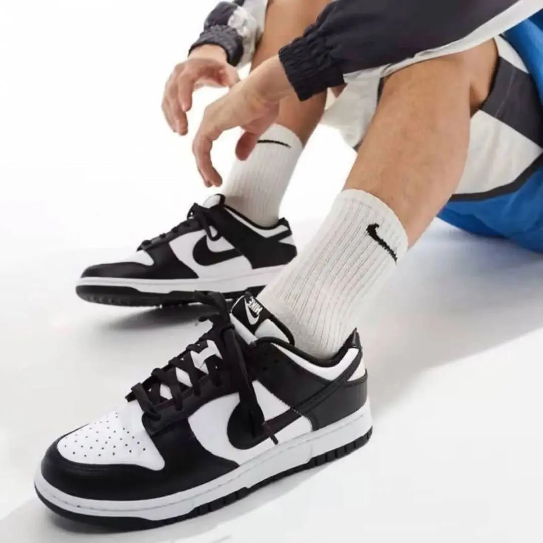 Nike Sb Dunk Low Panda Leather Quality - Image 5