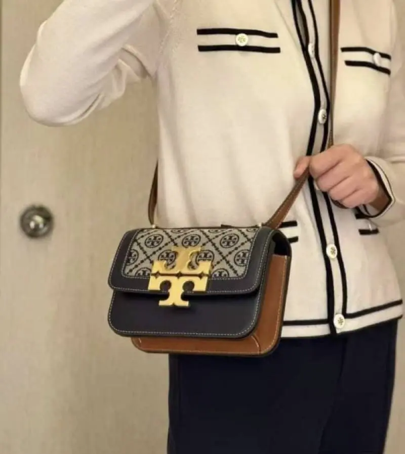 Tori Burch Eleanor Premium Quality Shoulder Bag With OG Magnetic Box & Dust Bag (Denim - 826) - Image 3