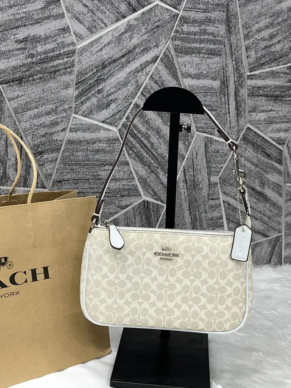 Coach Nolita 19 Limited Edition With Original DustCover CarryBag - Image 2