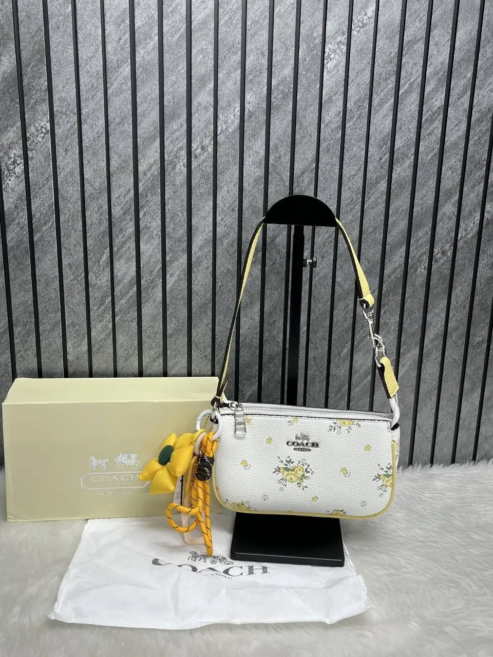 Coach Nolita 19 Highend With OriginalMagnetBox Flowercharm - Image 5
