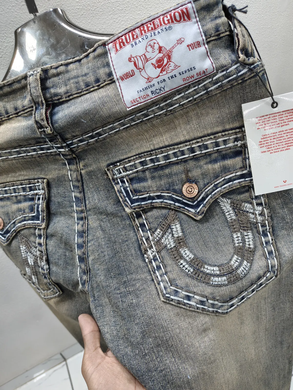 TRUE RELIGION IMPORTED STORE ARTICLE JEANS - Image 2