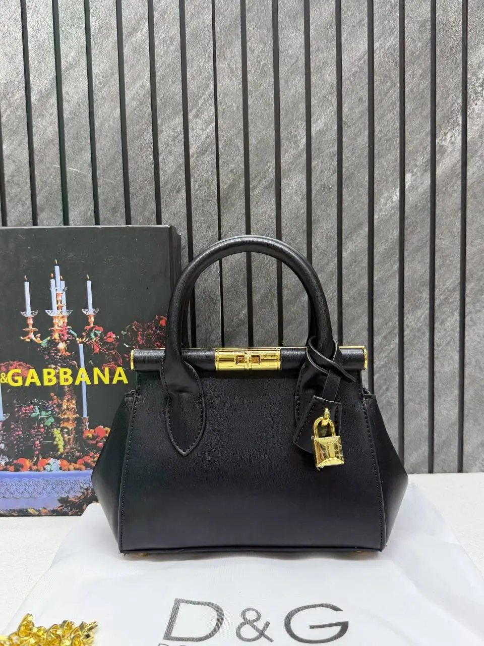 Dolcce & Gabbana 9026 Mini MarleneBlack With Original Box & DustCover - Image 6